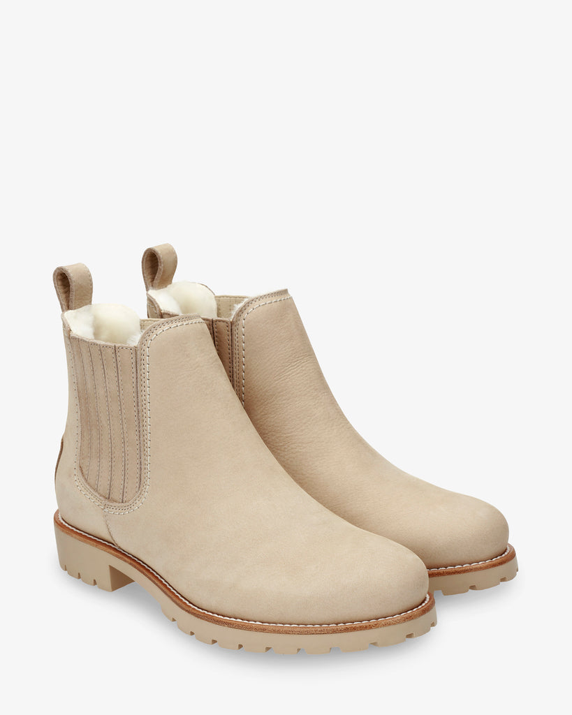 Brigitte Igloo Trav botín de piel con forro interior de pelo natural. crudo