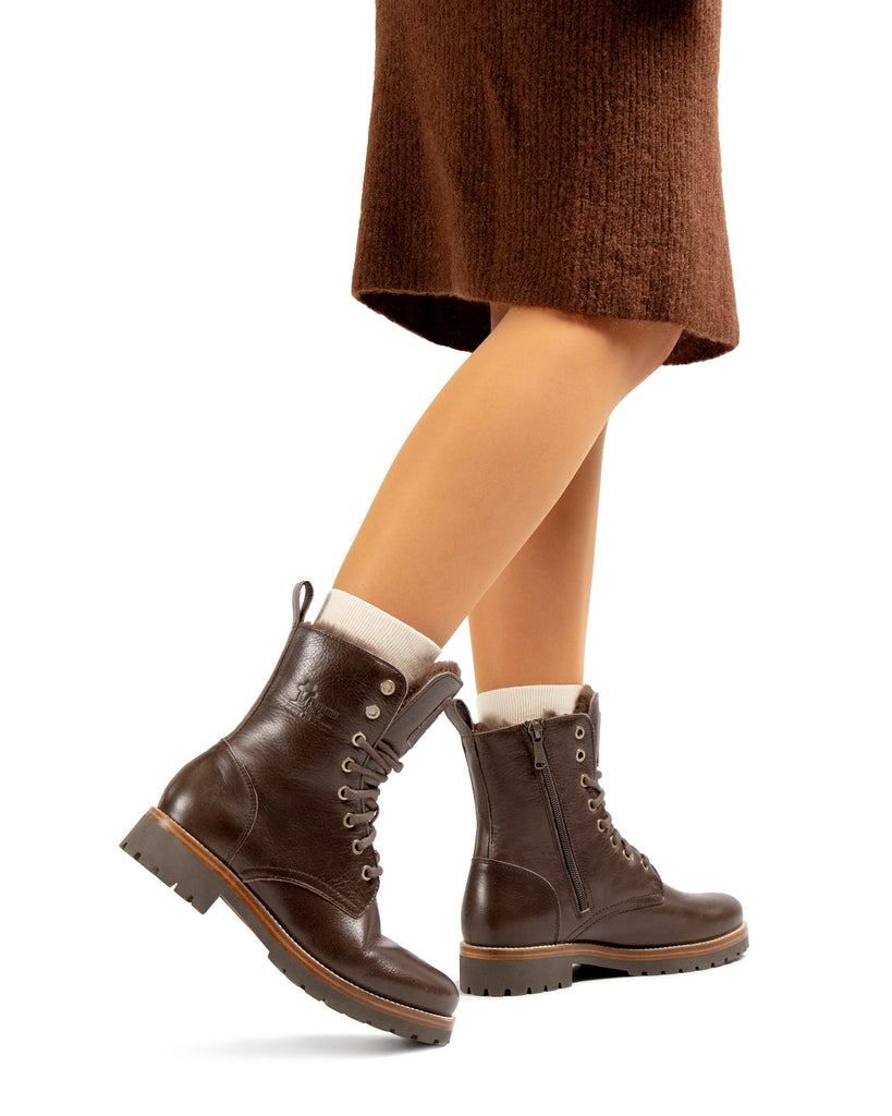 Frisia botas de piel con forro interior de pelo. marron