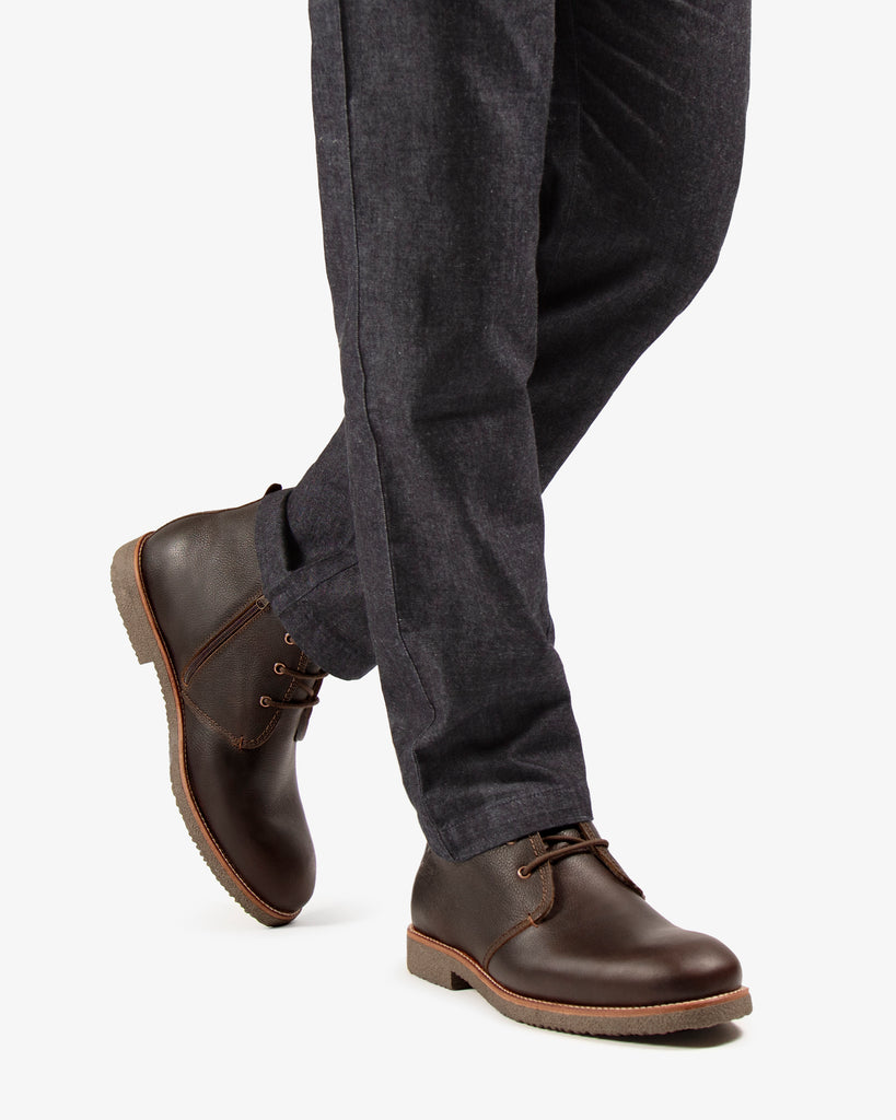 Gareth Igloo botín de piel con forro interior de pelo natural. castaño