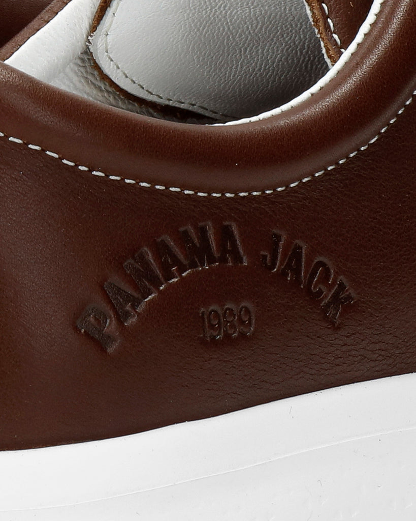 Yera zapatos de piel con forro interior de piel. castaño